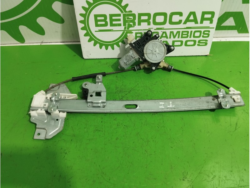 Recambio de elevalunas trasero izquierdo para kia carnival 2.9 crdi cat referencia OEM IAM 824504D020  