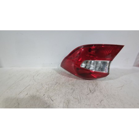 Recambio de piloto trasero derecho para ford ka+ iii (uk, fk) 1.2 referencia OEM IAM 2046781  