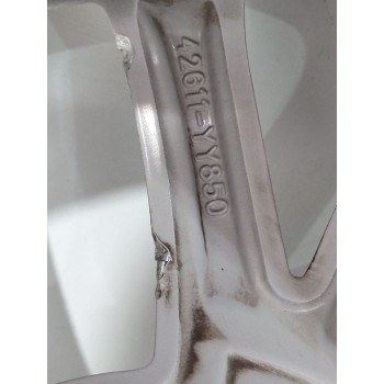 Recambio de llanta para toyota corolla station wagon (_e21_) 1.8 hybrid (zwe211) referencia OEM IAM 42611Yy850  