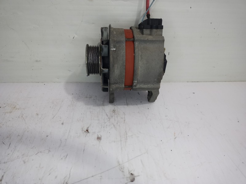 Recambio de alternador para ford sierra berlina brillant referencia OEM IAM ALTERNADOR  