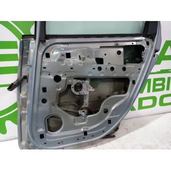 Recambio de puerta trasera derecha para renault scenic ii grand emotion referencia OEM IAM 821005158R  