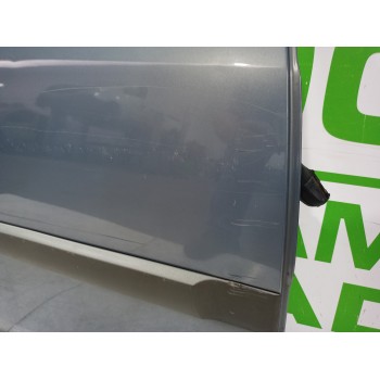 Recambio de puerta trasera derecha para renault scenic ii grand emotion referencia OEM IAM 821005158R  