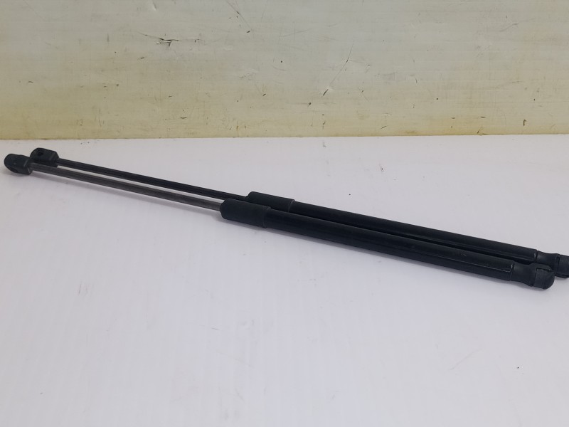 Recambio de amortiguadores capo para volkswagen polo (6c1) a-polo referencia OEM IAM 6R6827550C  