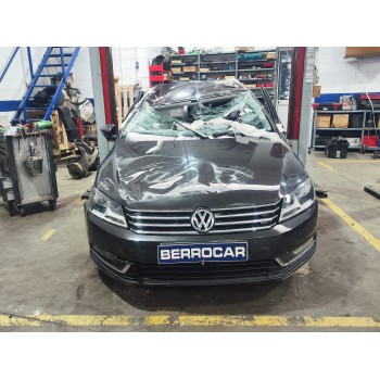 volkswagen passat lim. (362) del año 2011