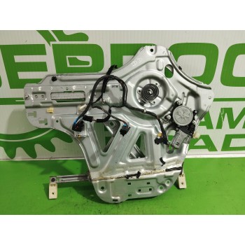 Recambio de elevalunas delantero derecho para kia carnival 2.9 crdi cat referencia OEM IAM 82460-4D000  