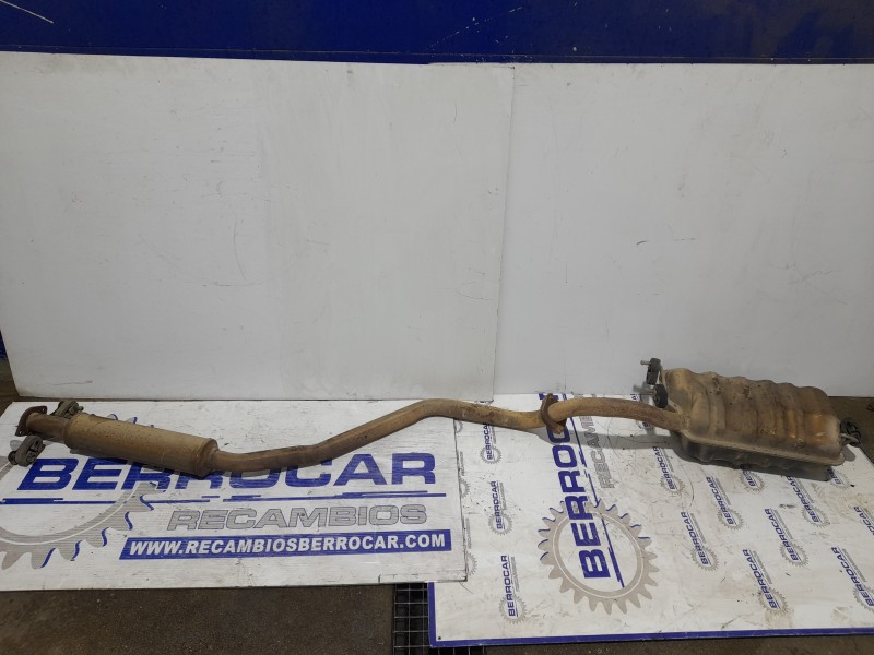 Recambio de tubo escape trasero para hyundai elantra (xd) 2.0 crdi cat referencia OEM IAM 287002D950  