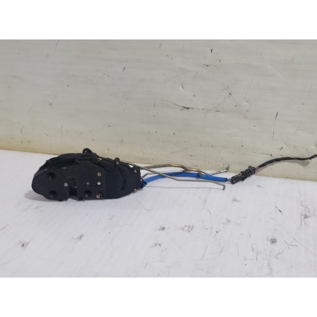 Recambio de cerradura puerta delantera derecha para kia carnival ii 2.9 crdi lx referencia OEM IAM K53A58310A  