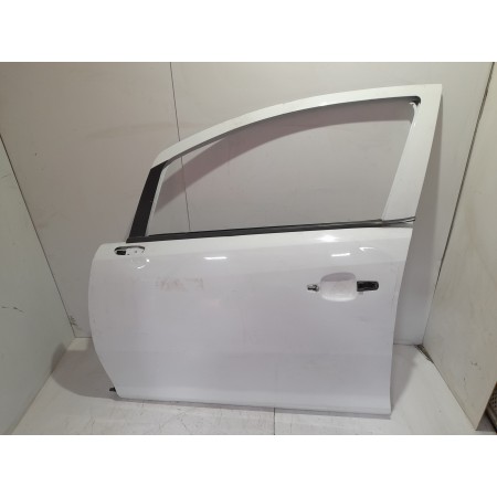 Recambio de puerta delantera izquierda para opel corsa d 1.3 16v cdti referencia OEM IAM 124253  