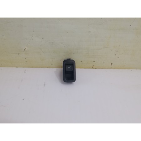 Recambio de mando elevalunas trasero izquierdo para volkswagen polo (6c1) a-polo referencia OEM IAM 6R0867255  