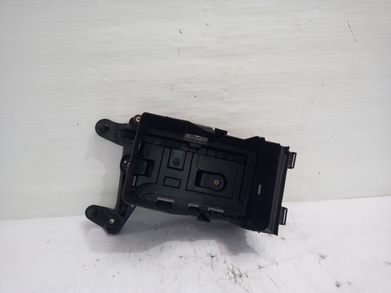 Recambio de soporte bateria para volkswagen passat lim. (362) advance bluemotion referencia OEM IAM 1K0915333  