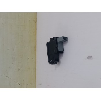 Recambio de mando elevalunas trasero derecho para volkswagen polo (6c1) a-polo referencia OEM IAM 6R0867255  