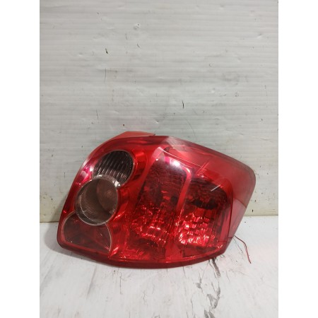 Recambio de piloto trasero derecho para toyota auris (_e15_) 1.33 dual-vvti (nre150_) referencia OEM IAM 8155102380  