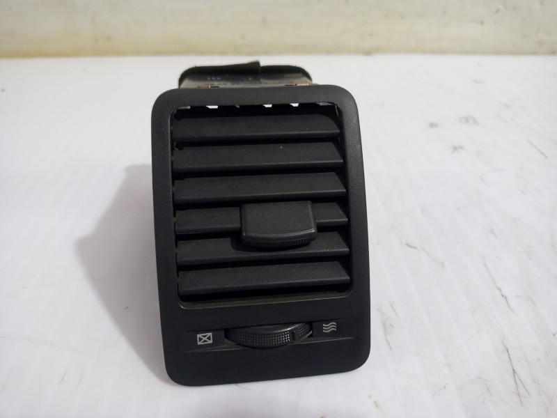 Recambio de rejilla aireadora para kia carnival ii 2.9 crdi lx referencia OEM IAM 0K53A6091X  