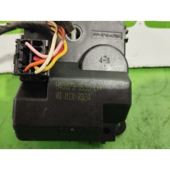 Recambio de motor apertura trampillas para kia carnival 2.9 crdi cat referencia OEM IAM H40079-0530  