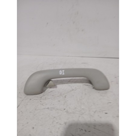 Recambio de asidero techo delantero izquierdo para nissan qashqai i (j10, nj10) 1.5 dci referencia OEM IAM 8200003209  