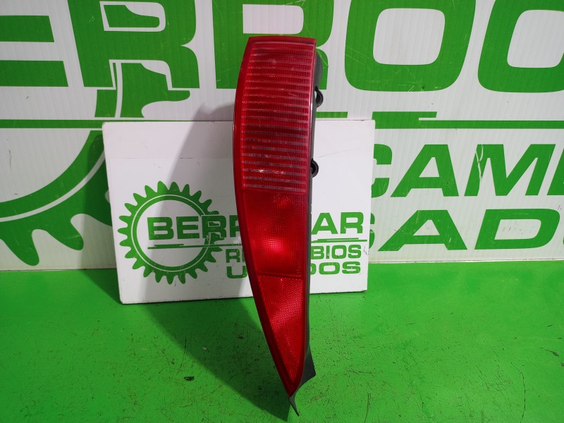 Recambio de piloto trasero izquierdo para citroën c5 break 2.0 hdi referencia OEM IAM 6350P7  