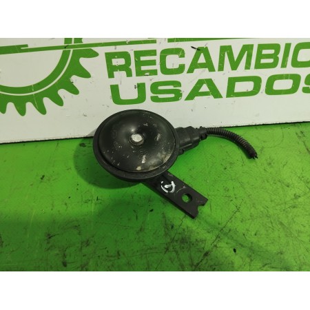 Recambio de claxon para kia carnival 2.9 crdi cat referencia OEM IAM 28R000034  