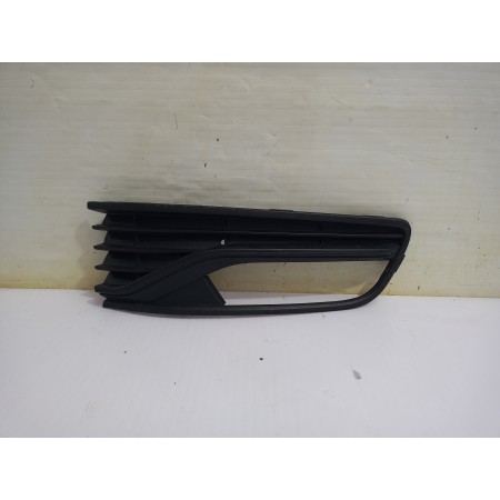 Recambio de rejilla paragolpes derecha para volkswagen polo (6c1) a-polo referencia OEM IAM 6C0853666J  