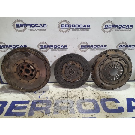 Recambio de kit embrague para seat alhambra (7v9) 2.0 tdi referencia OEM IAM 038141032  