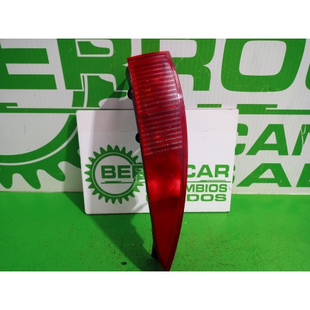 Recambio de piloto trasero derecho para citroën c5 break 2.0 hdi referencia OEM IAM 6351P7  