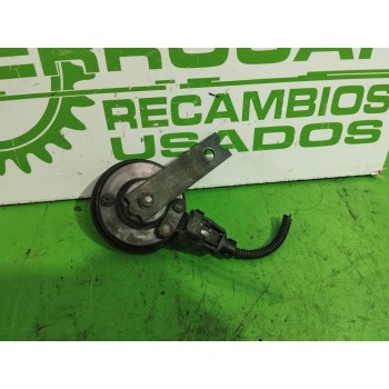 Recambio de claxon para kia carnival 2.9 crdi cat referencia OEM IAM 28R000034  