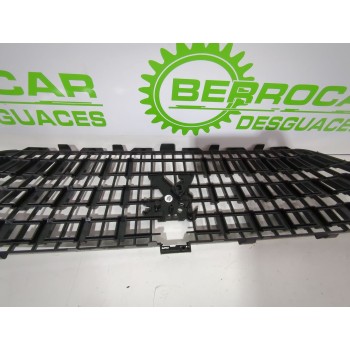 Recambio de rejilla delantera para peugeot 5008 referencia OEM IAM 9814976880  