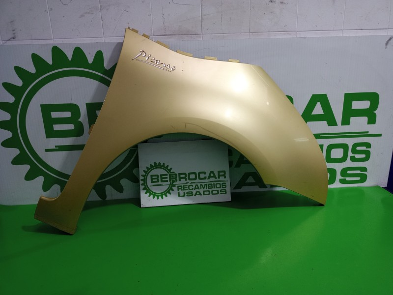 Recambio de aleta delantera derecha para citroën c4 picasso 1.6 16v hdi fap referencia OEM IAM 9652990780  