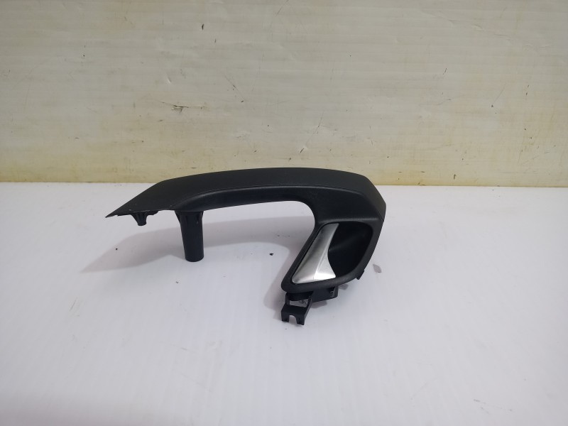 Recambio de maneta interior delantera derecha para volkswagen polo (6c1) a-polo referencia OEM IAM 6R0867180K  