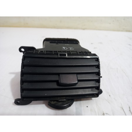 Recambio de rejilla aireadora para kia carnival ii 2.9 crdi lx referencia OEM IAM 0K53A6481Y  