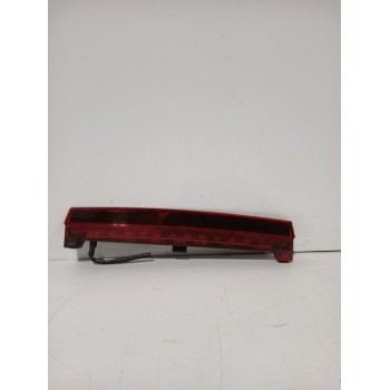 Recambio de piloto trasero central para seat ibiza iii (6l1) 1.4 tdi referencia OEM IAM 6L6945097E  