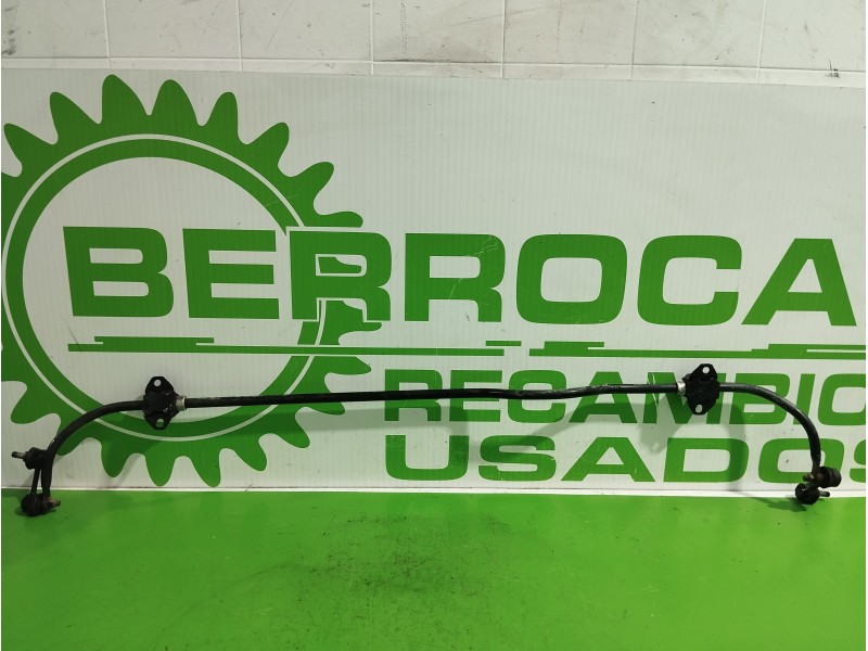 Recambio de barra estabilizadora trasera para kia carnival 2.9 crdi cat referencia OEM IAM 555104D000  