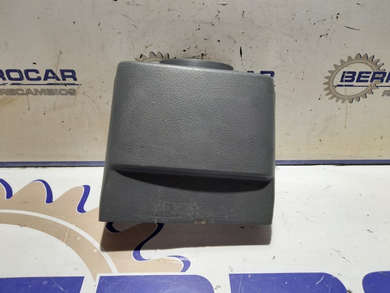 Recambio de recubrimiento columna direccion para kia carens 2.0 turbodiesel cat referencia OEM IAM 0K2FC60221  