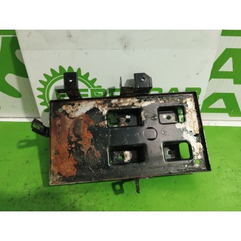 SOPORTE BATERIA 371504D100 