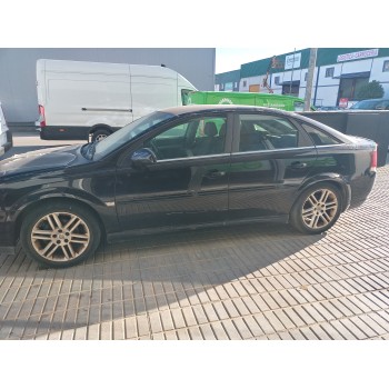 opel vectra c berlina del año 2003