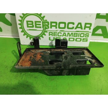 Recambio de soporte bateria para kia carnival 2.9 crdi cat referencia OEM IAM 371504D100  