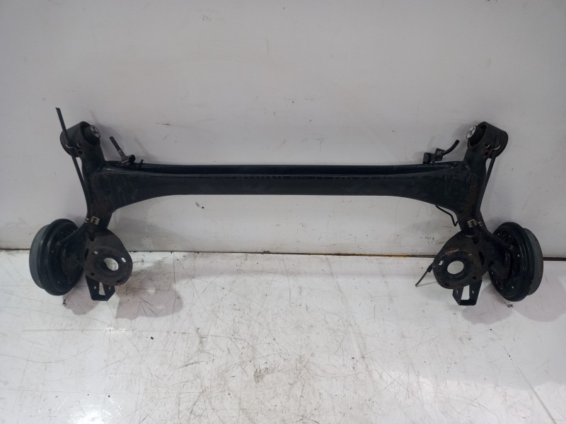 Recambio de puente trasero para volkswagen polo (6c1) a-polo referencia OEM IAM 6R0500051B  