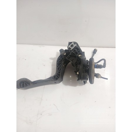 Recambio de pedal embrague para ford ka+ iii (uk, fk) 1.2 referencia OEM IAM 2033084  