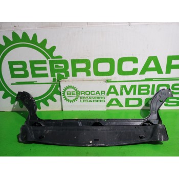 Recambio de travesaño superior para citroën berlingo 1.9 d 600 furg. referencia OEM IAM 7106C2  