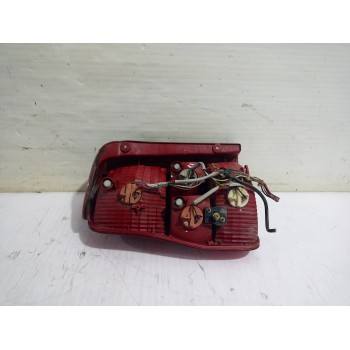 Recambio de piloto trasero derecho para kia carnival ii 2.9 crdi lx referencia OEM IAM 3K54A51150  