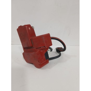 Recambio de borna postiva para toyota yaris active referencia OEM IAM 826205270  