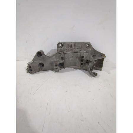 Recambio de soporte alternador para seat alhambra (7v8, 7v9) 1.9 tdi referencia OEM IAM R045903143  