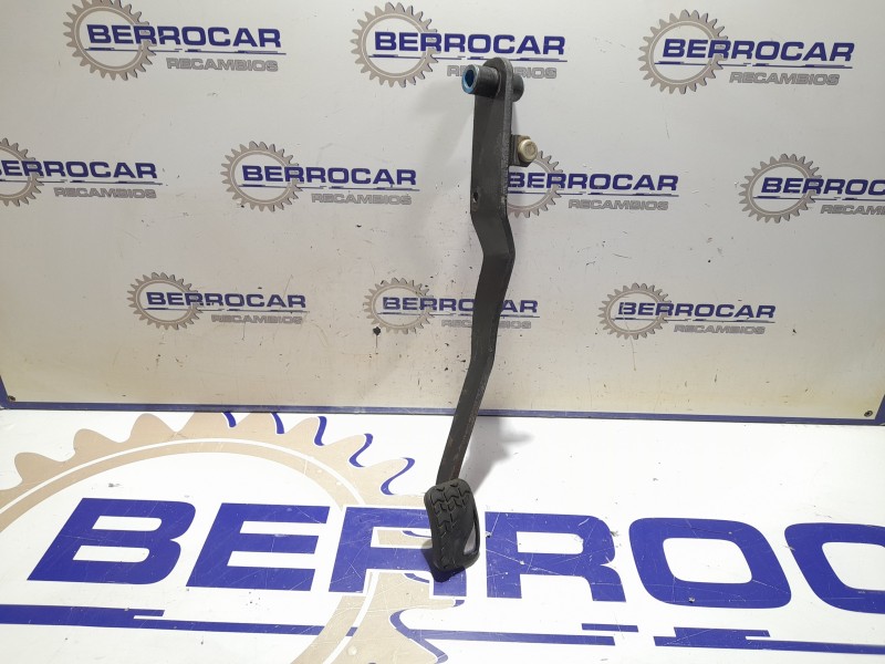Recambio de pedal acelerador para kia carens 2.0 turbodiesel cat referencia OEM IAM 0K2KB-41600B  