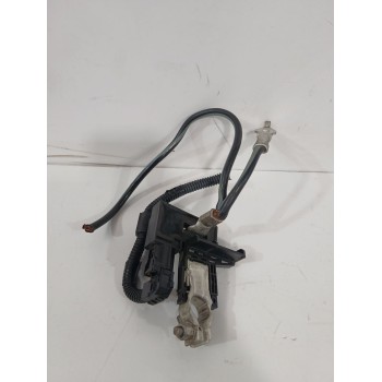 Recambio de borna negativa para toyota yaris active referencia OEM IAM 2885040020  