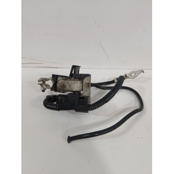 Recambio de borna negativa para toyota yaris active referencia OEM IAM 2885040020  