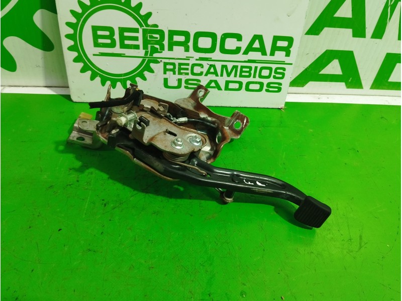 Recambio de palanca freno para kia carnival 2.9 crdi cat referencia OEM IAM 597104D000  