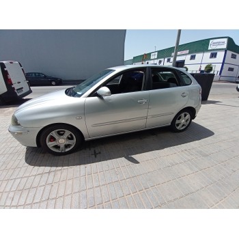 seat ibiza (6l1) del año 2003