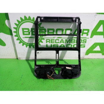 Recambio de moldura para peugeot 307 (s1) xn referencia OEM IAM 9634505077  