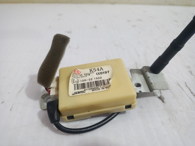 Recambio de modulo electronico para kia carnival ii 2.9 crdi lx referencia OEM IAM E1310R021820  