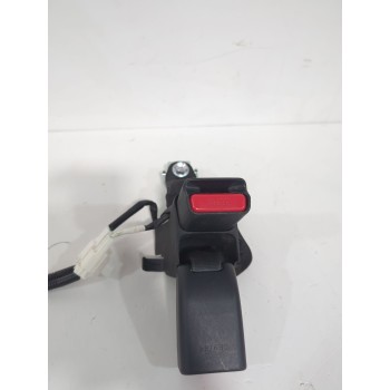 Recambio de enganche cinturon trasero izquierdo para toyota corolla station wagon (_e21_) 1.8 hybrid (zwe211) referencia OEM IAM