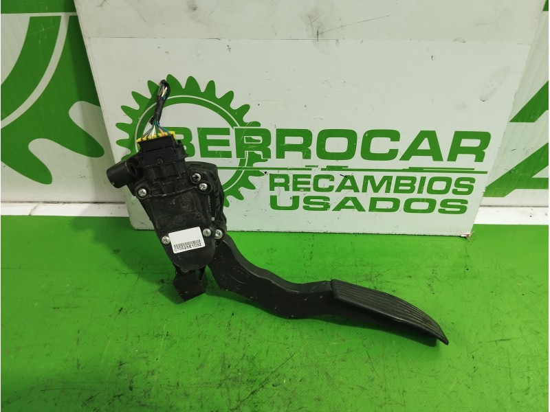 Recambio de pedal acelerador para kia carnival 2.9 crdi cat referencia OEM IAM 327004D000  